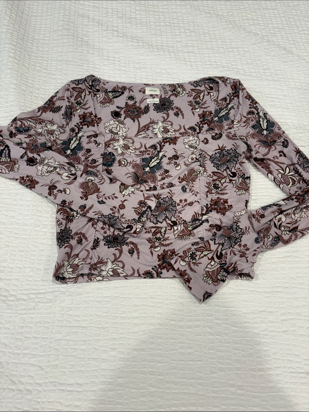 Wilfred by Aritzia Floral V-Neck Long Sleeve Top in Dusty Lavender
Size S